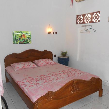 Fortuna Guest House Джокякарта Екстериор снимка