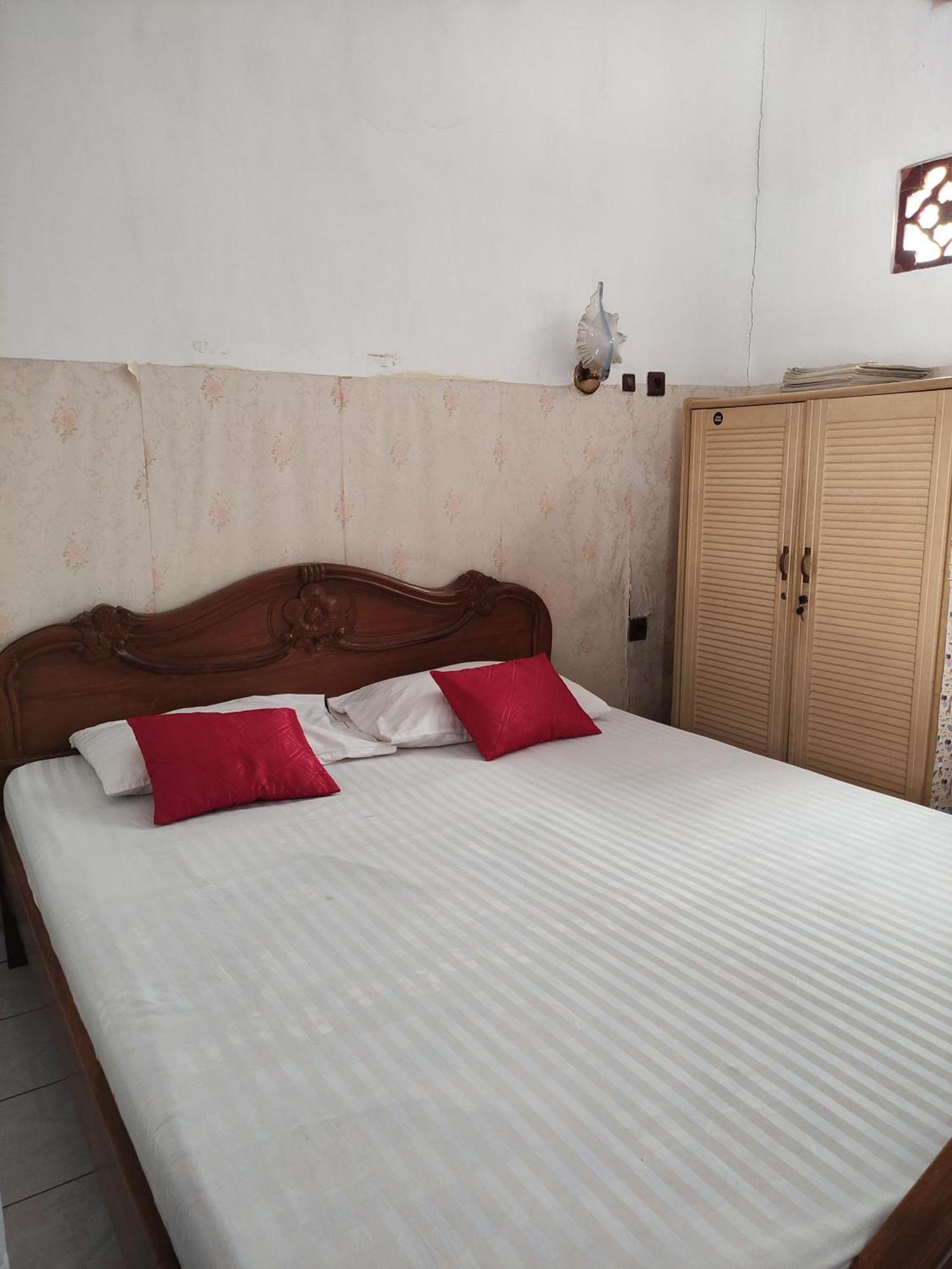Fortuna Guest House Джокякарта Екстериор снимка